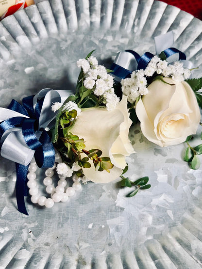 Single Rose Corsage