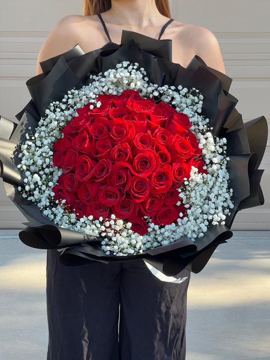 Grand Roses Bouquet