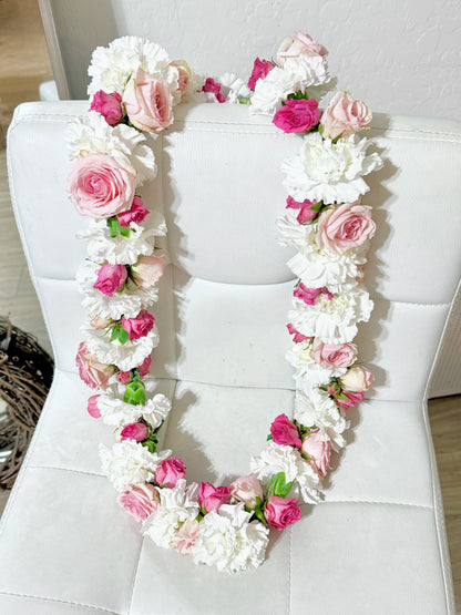 Carnations Spring Lei