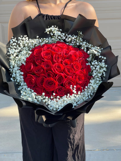 Grand Roses Bouquet