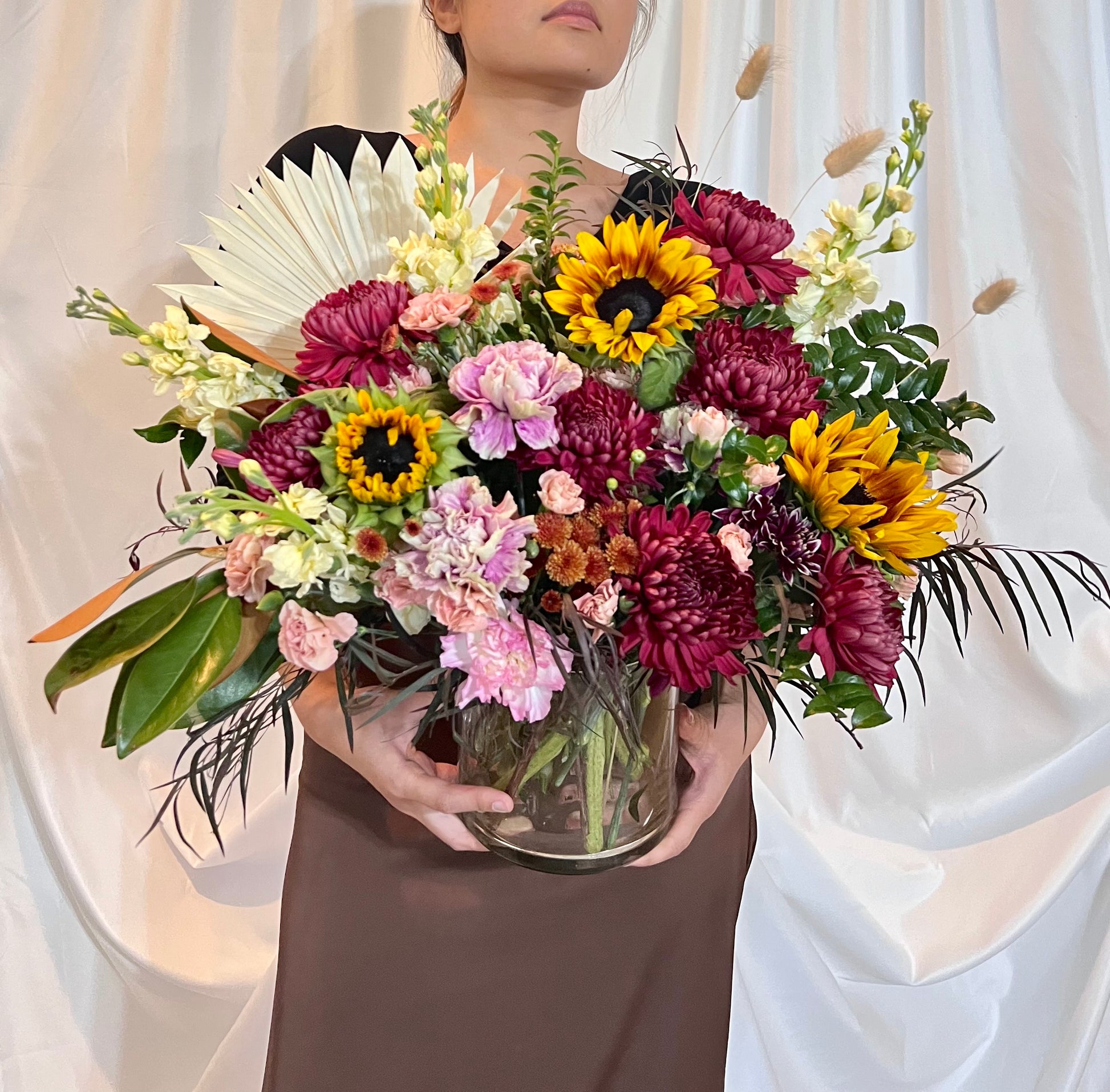 autumnal floral color pattern with exquisite design