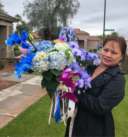 Enhancing Giant Bouquet for lasting impression 